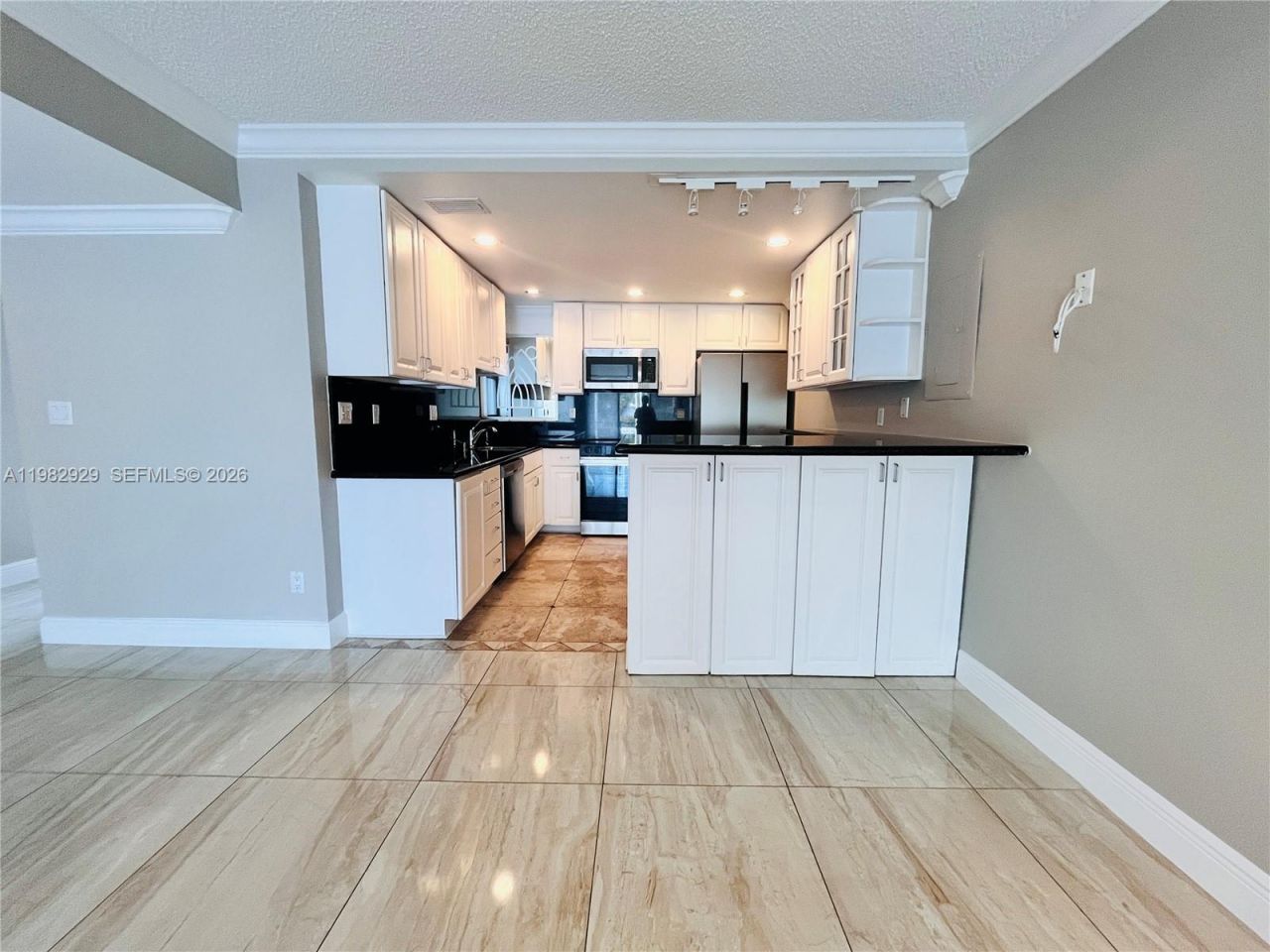 253 Poinciana Dr , Unit 603, Sunny Isles Beach, FL 33160 Photo