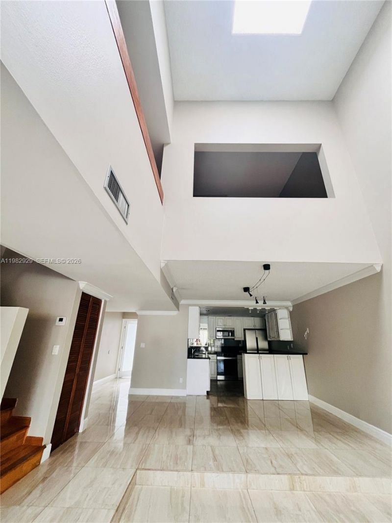 253 Poinciana Dr , Unit 603, Sunny Isles Beach, FL 33160 Photo