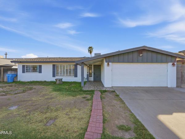 4045 W MONTEBELLO Avenue, Phoenix, AZ 85019