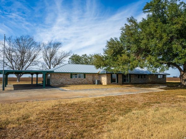3830 County Road 541, Hondo, TX 78861