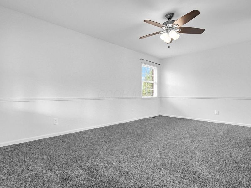 463 Darbyhurst Road , Columbus, OH 43228 Photo 12