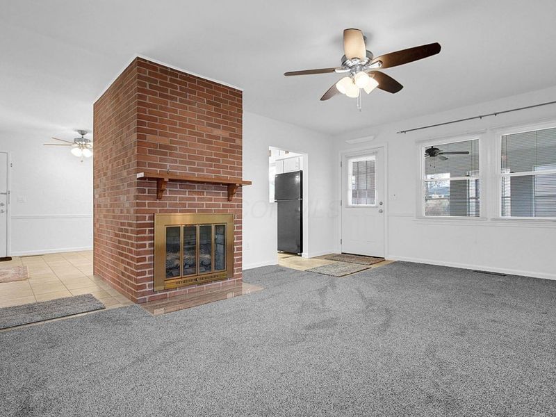 463 Darbyhurst Road , Columbus, OH 43228 Photo 13