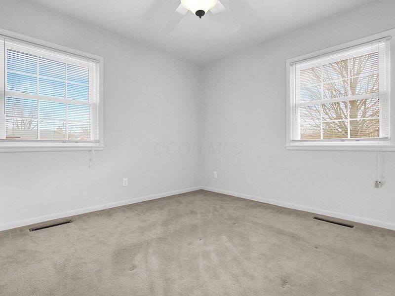 463 Darbyhurst Road , Columbus, OH 43228 Photo 16