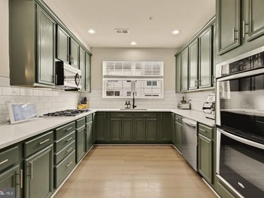 4420 BEECHSTONE LANE, Unit B, FAIRFAX, VA 22033