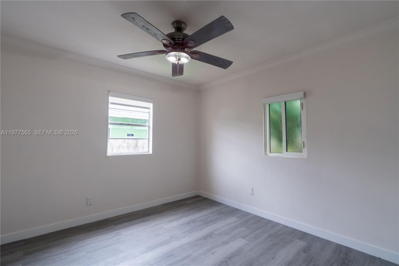 2250 NW 154th St, Miami Gardens, FL 33054 Photo