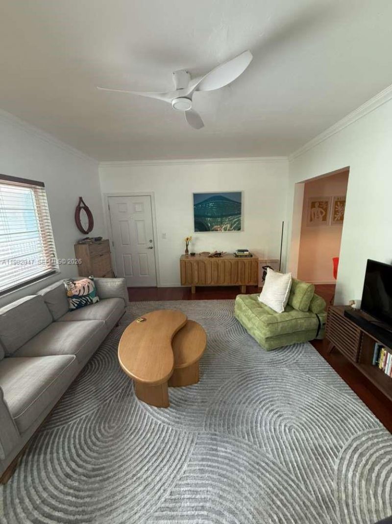 901 Meridian Ave, Unit 201, Miami Beach, FL 33139 Photo