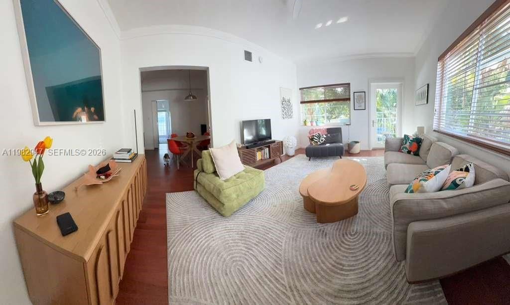 901 Meridian Ave, Unit 201, Miami Beach, FL 33139 Photo