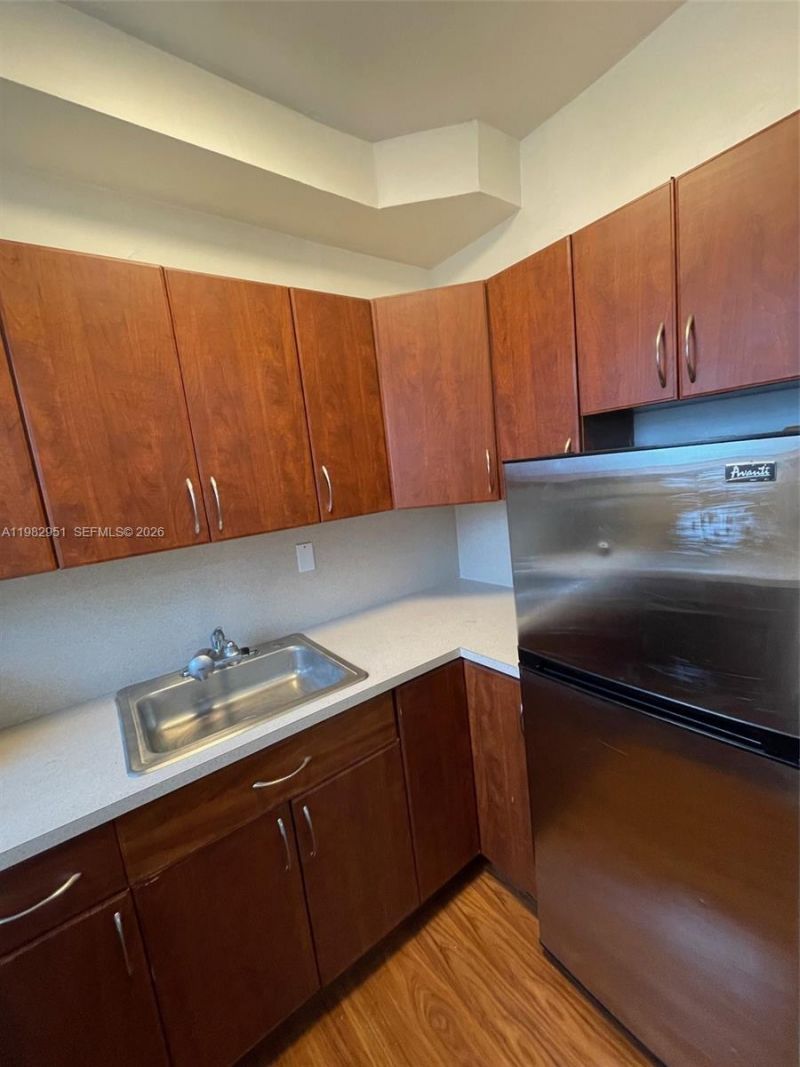 1611 Michigan Ave , Unit 15, Miami Beach, FL 33139 Photo