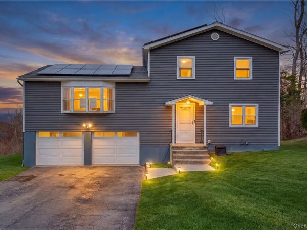 24 Sebastian Court, Hopewell Junction, NY 12533