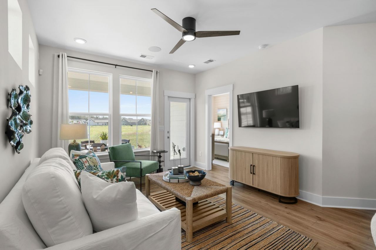 641 Bolder Way  Photo 6