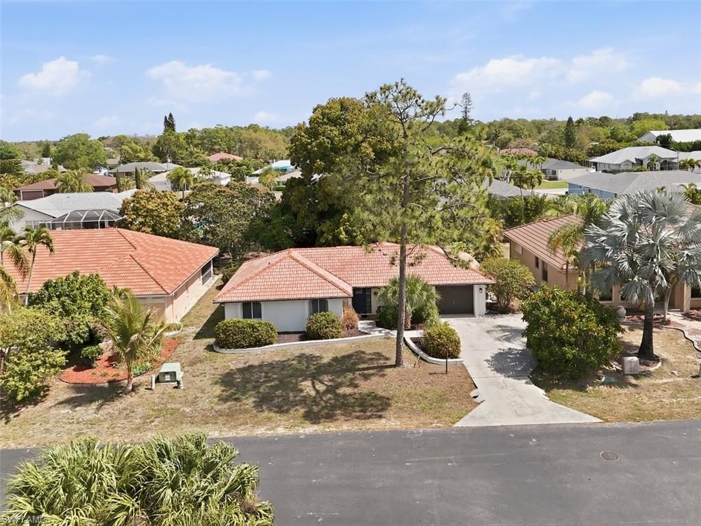 26920 Spanish Gardens Dr , Bonita Springs, FL 34135 Photo