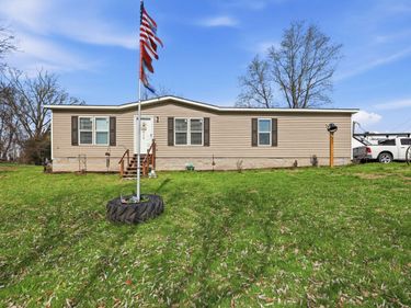 2567 New Dixville Road, Harrodsburg, KY 40330