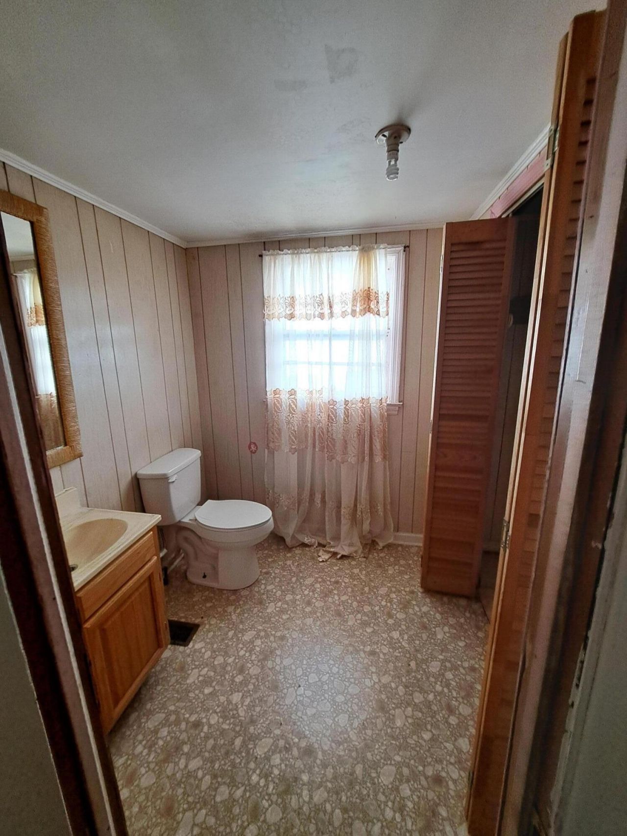 1920 Spruce Boulevard Photo 10