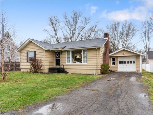 3701 Shields Road, Canfield, OH 44406