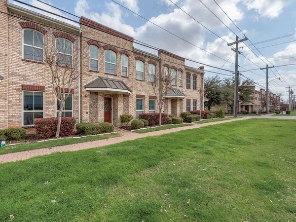 207 S Kealy Avenue, Lewisville, TX 75057