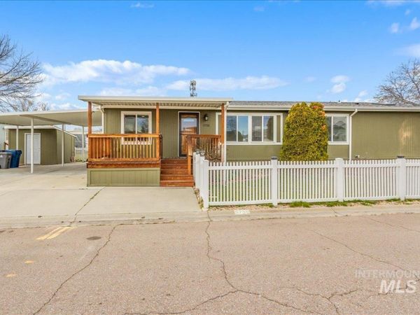 5755 N Confederate Lane, Garden City, ID 83714