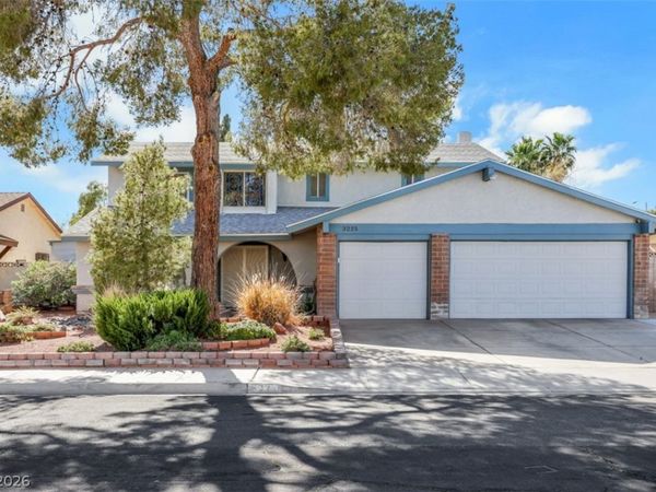 3225 Mountain Spring Road , Las Vegas, NV 89146