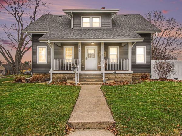 901 Campbell Street , Valparaiso, IN 46385