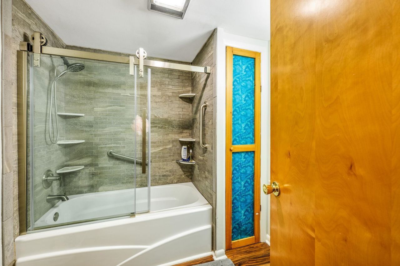 2214 Franklin Circle Photo 20