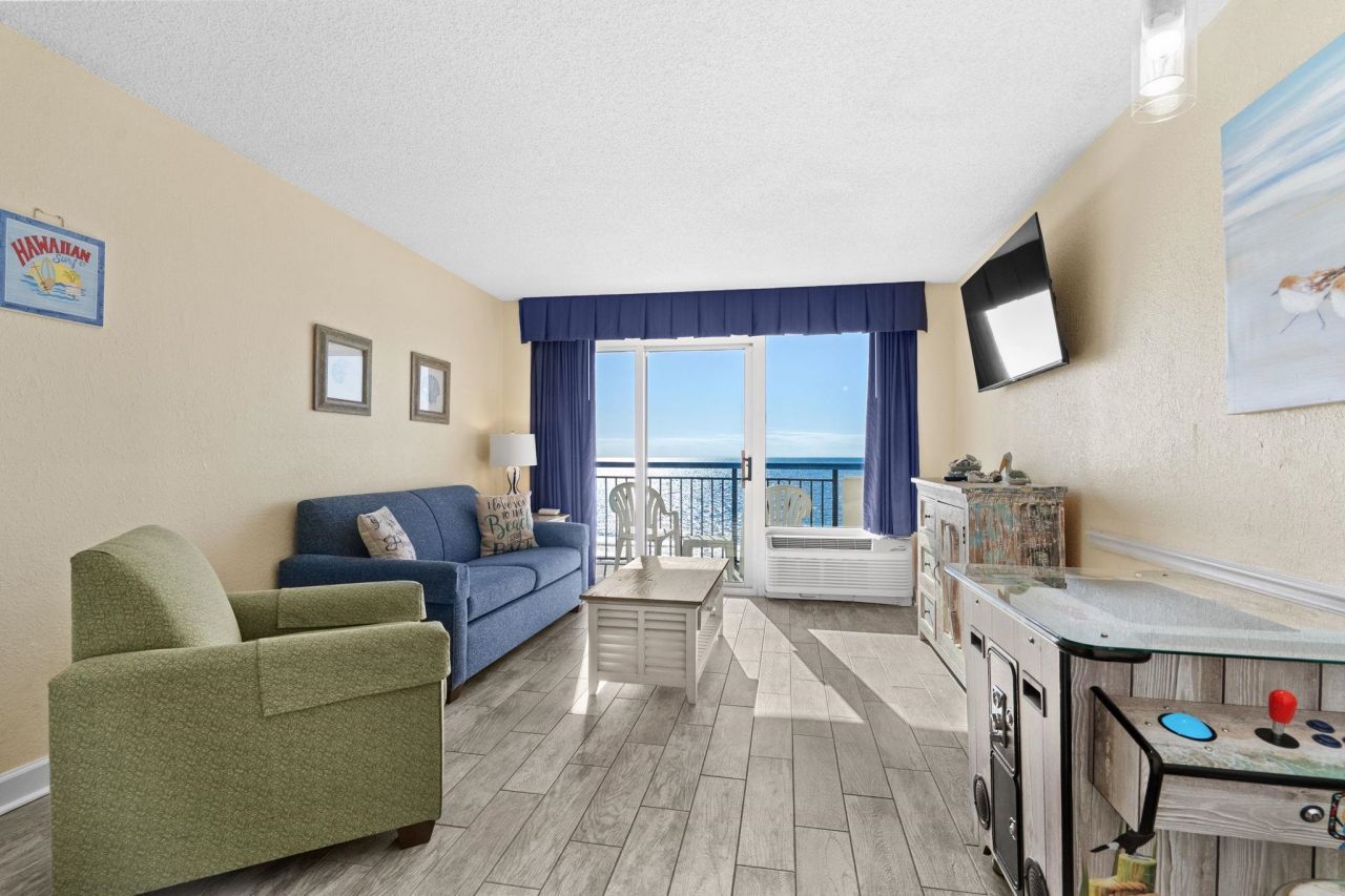 2300 N Ocean Blvd.  Photo 10