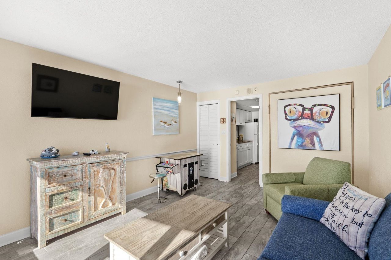 2300 N Ocean Blvd.  Photo 14