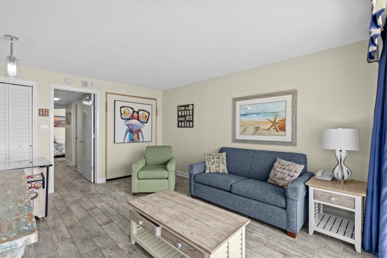 2300 N Ocean Blvd.  Photo 19