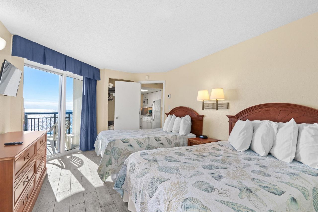 2300 N Ocean Blvd.  Photo 32