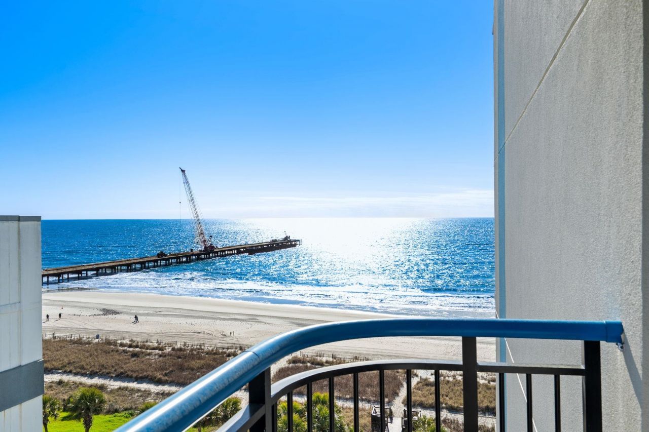 2300 N Ocean Blvd.  Photo 47