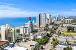 2300 N Ocean Blvd.  photo 4