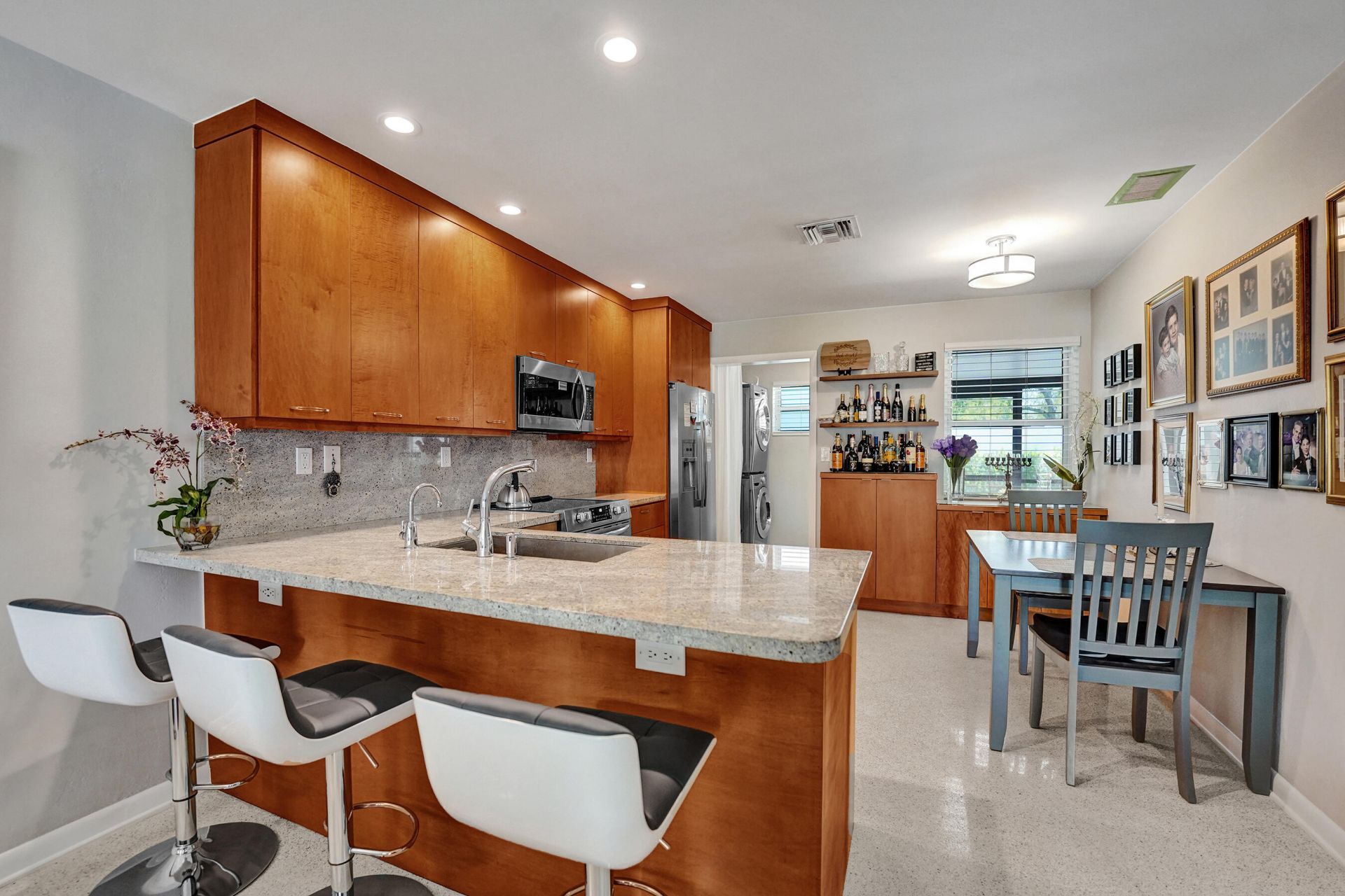 2610 NE 10th Terrace, Unit 2608-2610, Wilton Manors, FL 33334 Photo