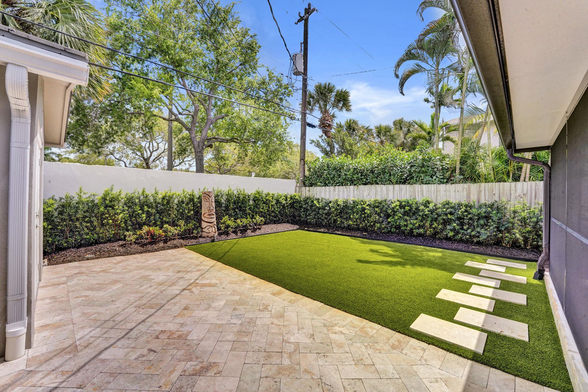 2610 NE 10th Terrace, Unit 2608-2610, Wilton Manors, FL 33334 Photo