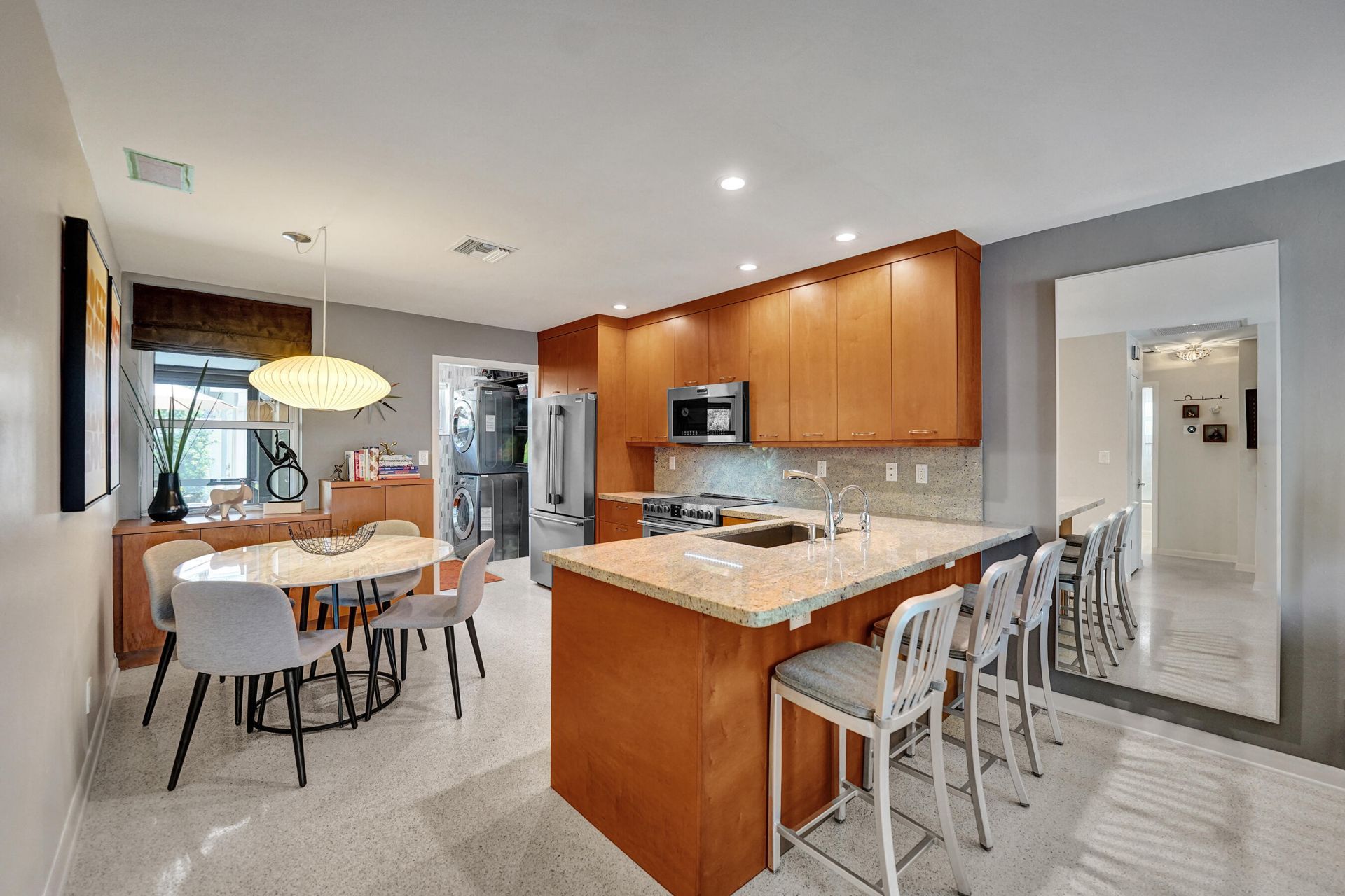 2610 NE 10th Terrace, Unit 2608-2610, Wilton Manors, FL 33334 Photo