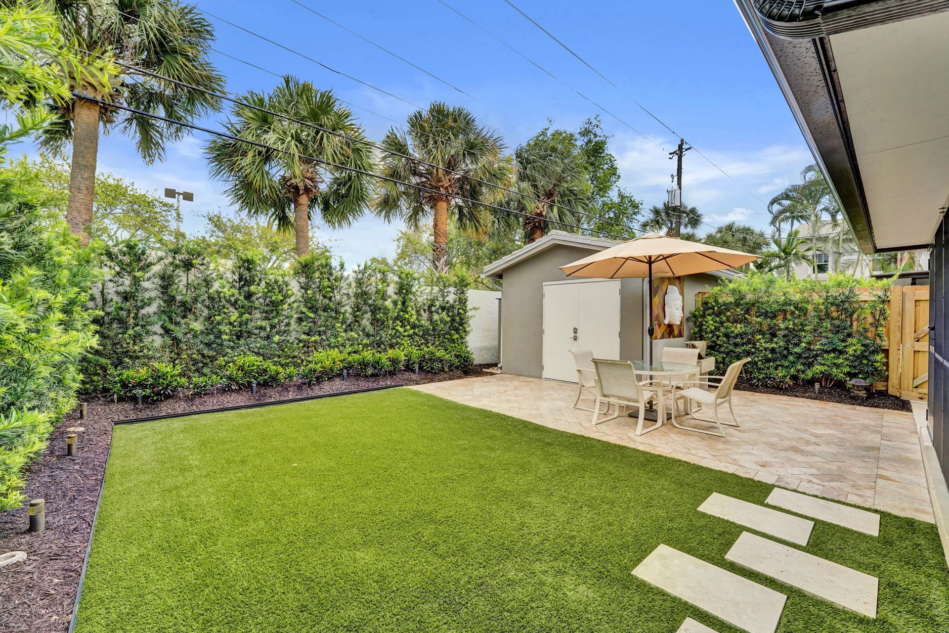 2610 NE 10th Terrace, Unit 2608-2610, Wilton Manors, FL 33334 Photo