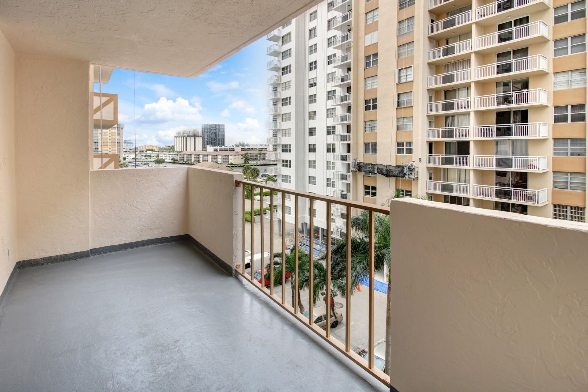 1865 S Ocean Drive, Unit 6c, Hallandale Beach, FL 33009 Photo