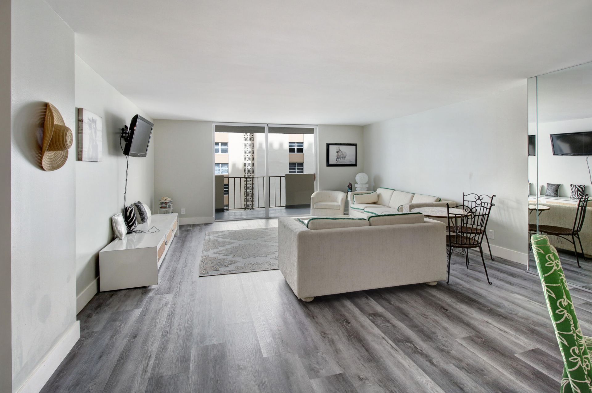 1865 S Ocean Drive, Unit 6c, Hallandale Beach, FL 33009 Photo