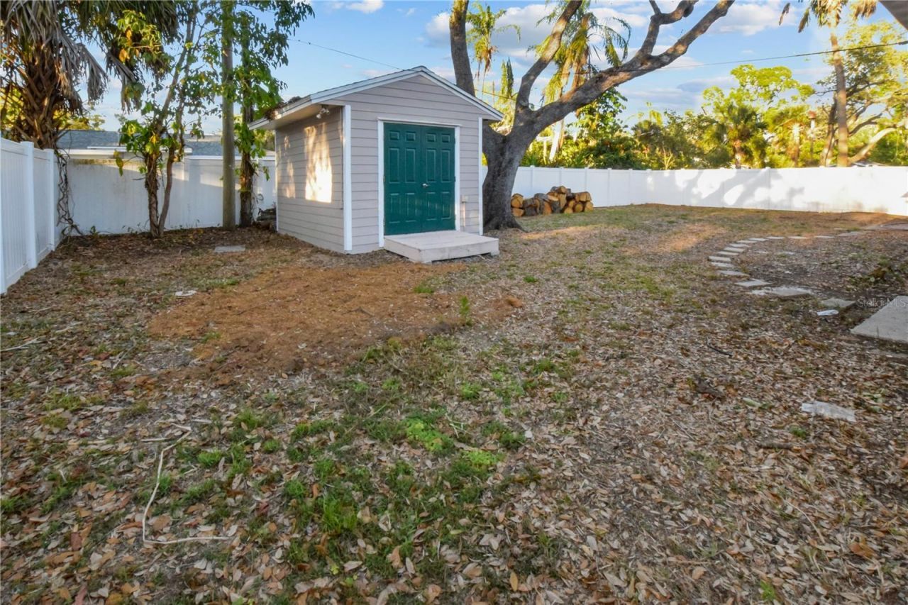 3141 Irving Street , Sarasota, FL 34237 Photo