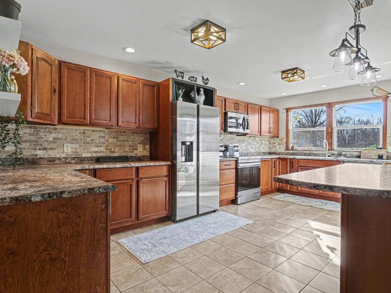 10695 Lockbourne Eastern Road, Ashville, OH 43103 Photo 5