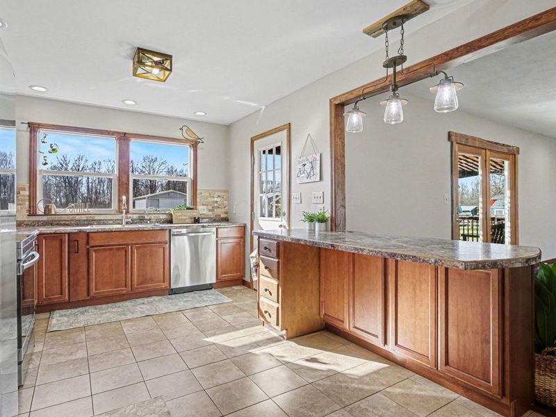 10695 Lockbourne Eastern Road, Ashville, OH 43103 Photo 6