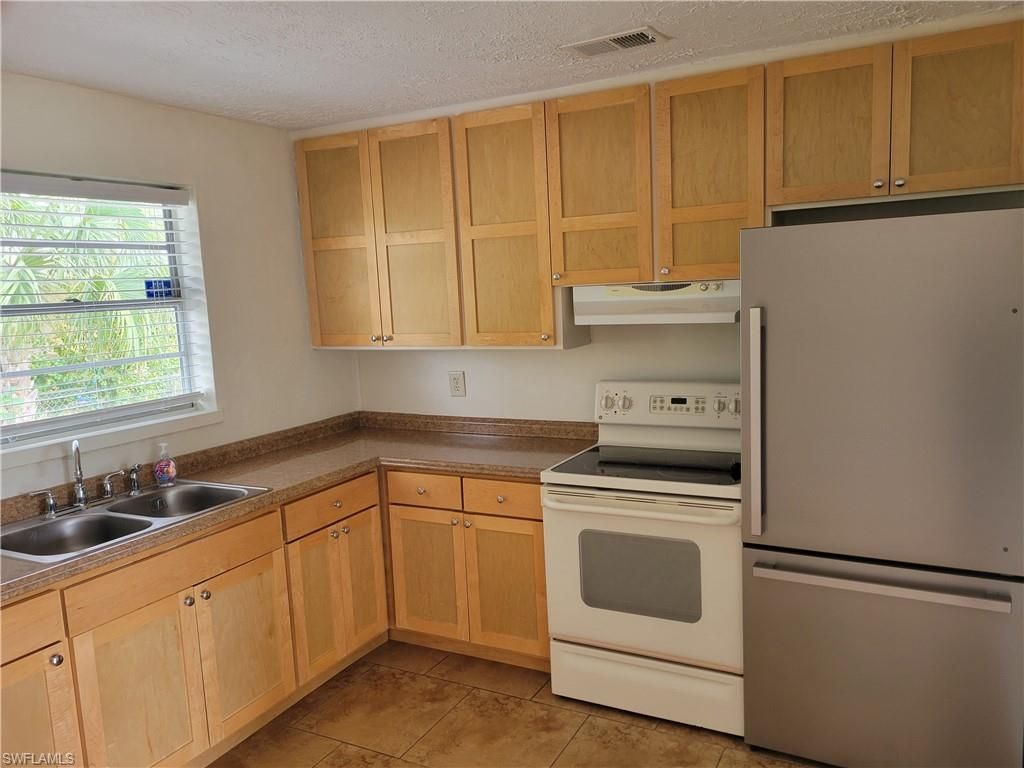 2656 Mangrove St, Naples, FL 34112 Photo
