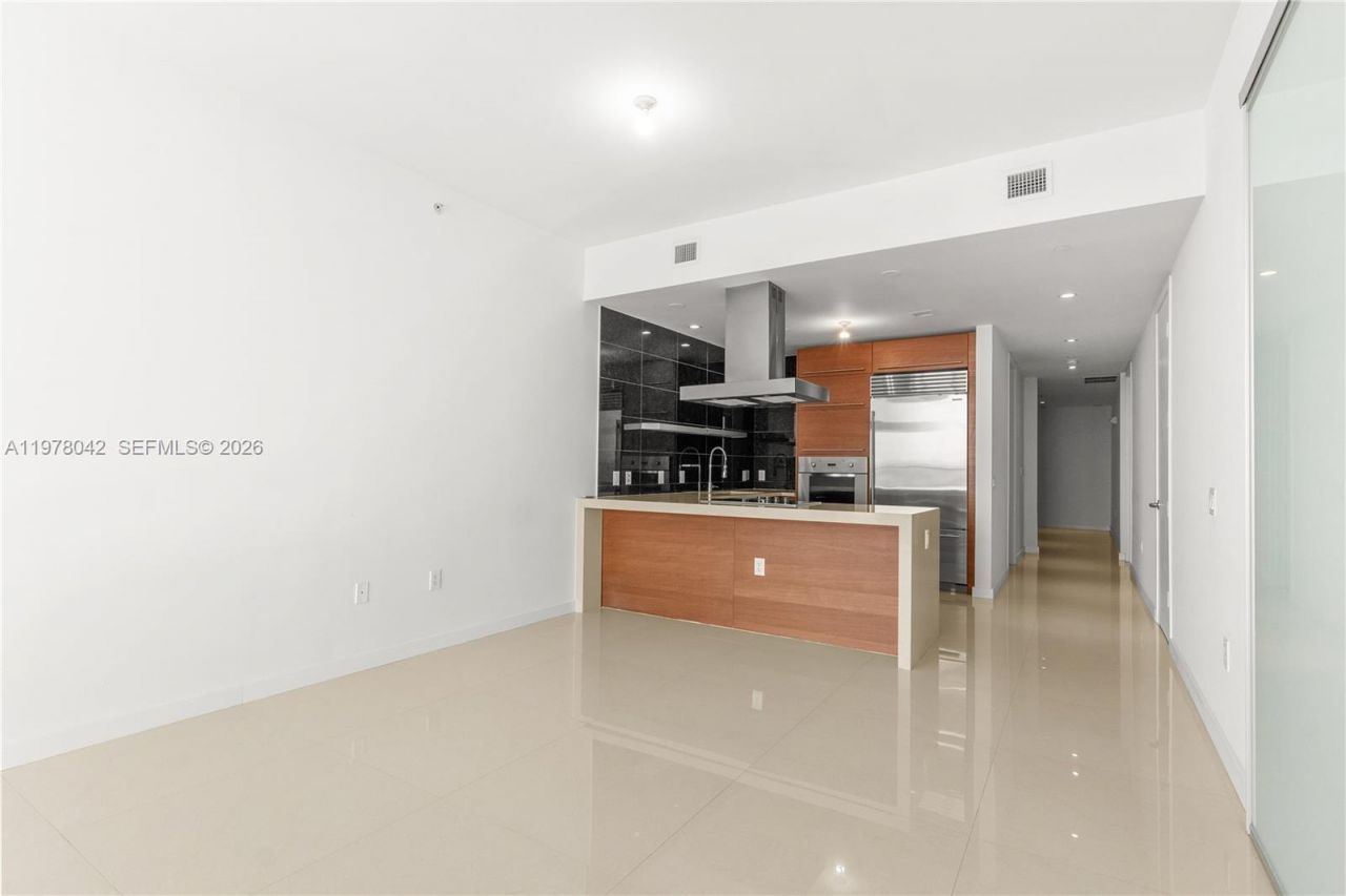 1100 Biscayne Blvd , Unit 3404, Miami, FL 33132 Photo