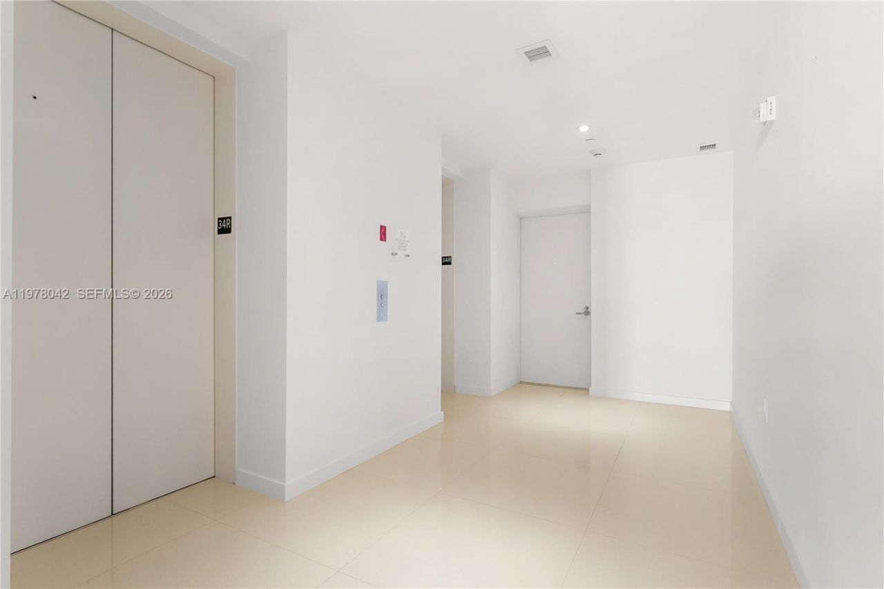 1100 Biscayne Blvd , Unit 3404, Miami, FL 33132 Photo