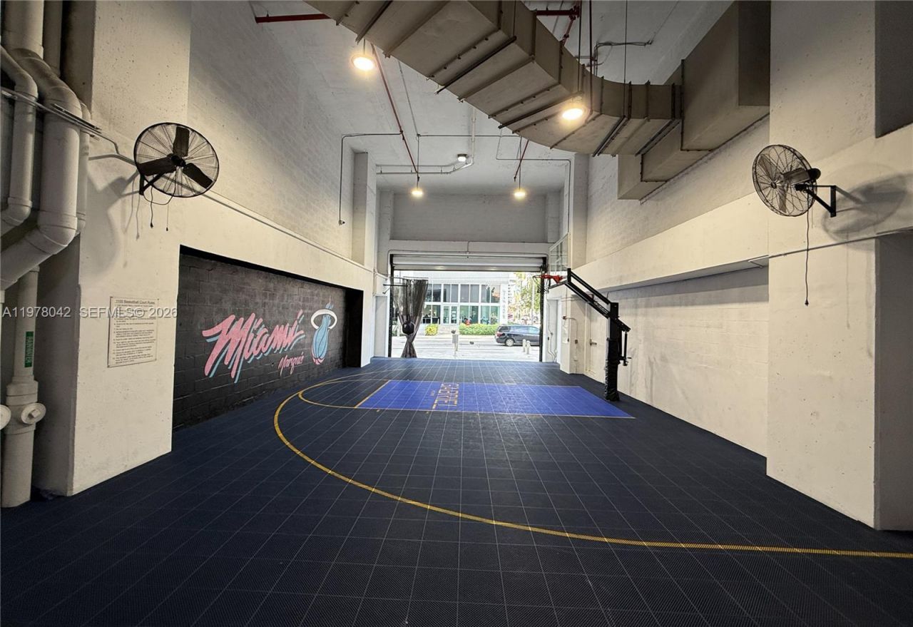 1100 Biscayne Blvd , Unit 3404, Miami, FL 33132 Photo