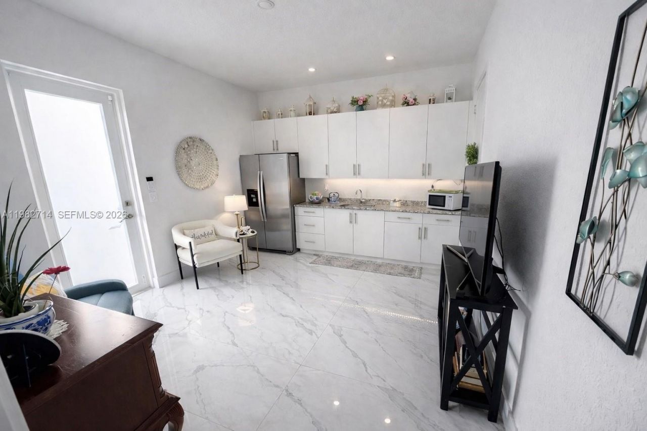 22255 SW 132nd Ave , Miami, FL 33170 Photo