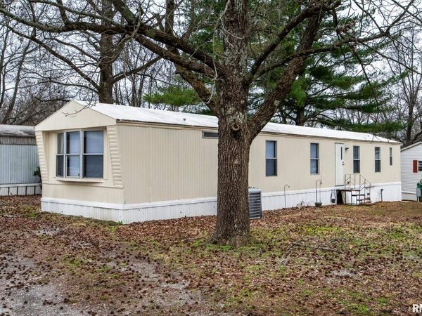 73 Grassy Meadow Lane, Carbondale, IL 62901