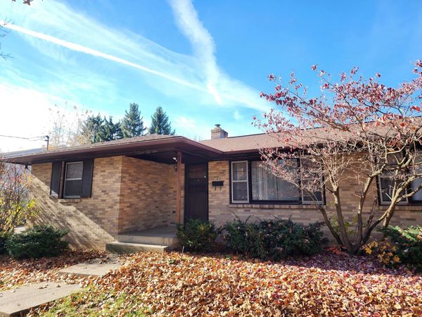 1651 Diamond Avenue NE, Grand Rapids, MI 49505