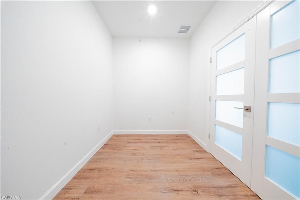 2324 SW 20th Ave, Cape Coral, FL 33991 Photo