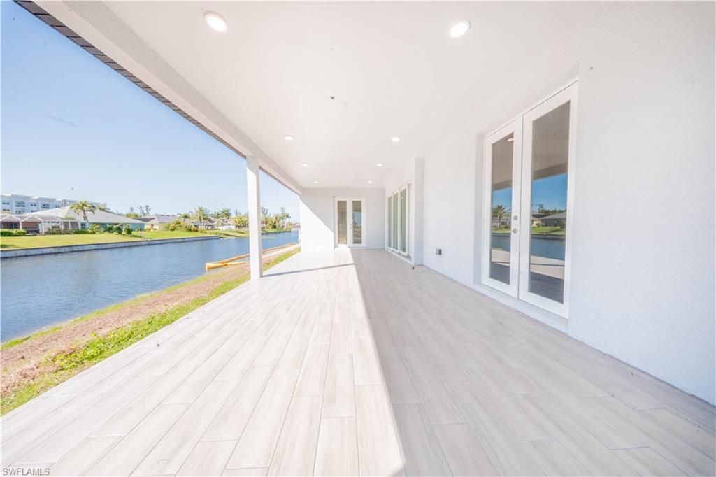 2324 SW 20th Ave, Cape Coral, FL 33991 Photo