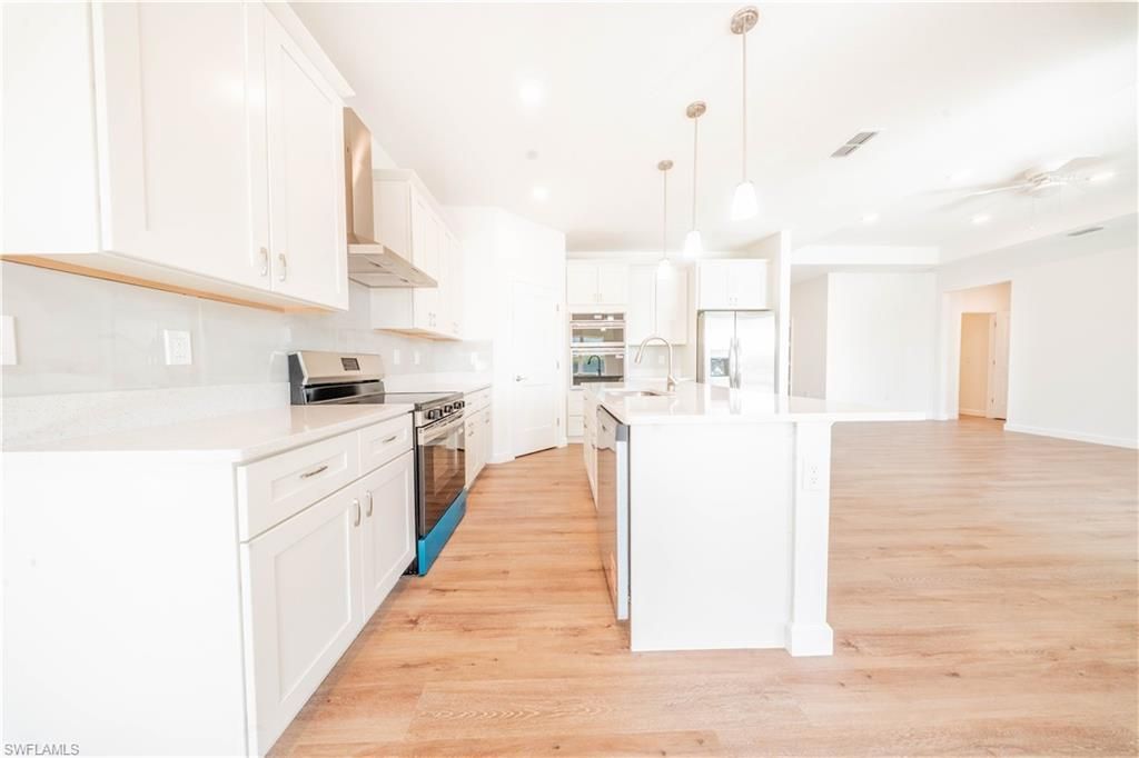 2324 SW 20th Ave, Cape Coral, FL 33991 Photo