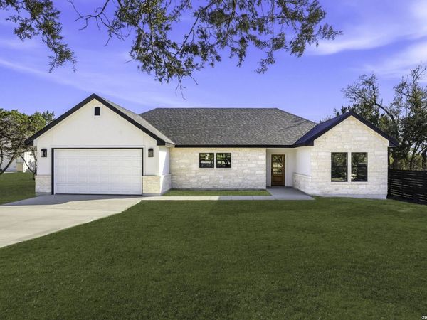 1615 Rocky Ridge Loop, Canyon Lake, TX 78133