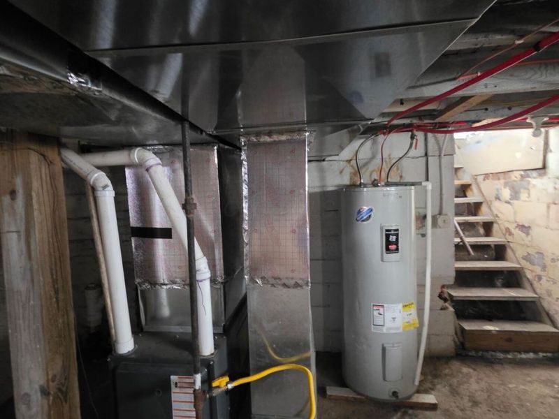 30 N Morris Street , Newark, OH 43055 Photo 8